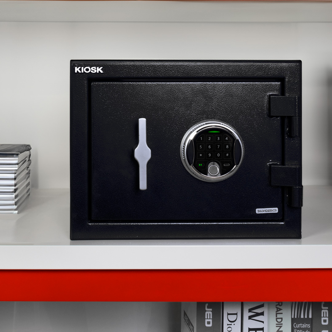 Fireproof safe with fingerprint and digital code system, 22 kgs.